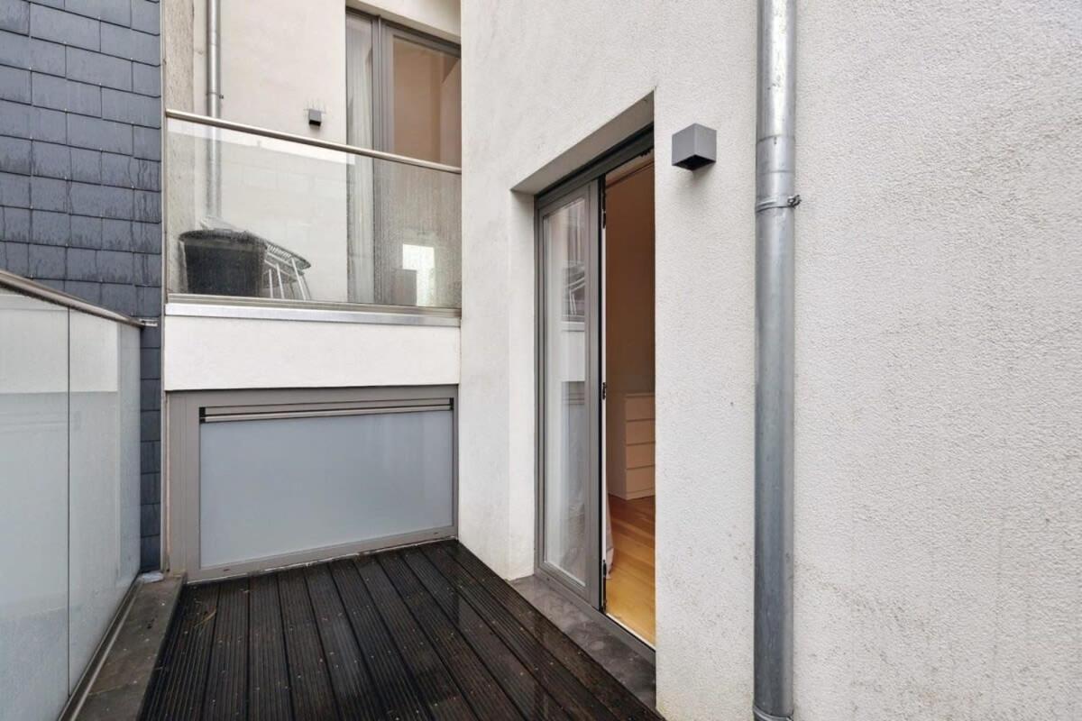אנטוורפן Bright Waterfront Apartment מראה חיצוני תמונה