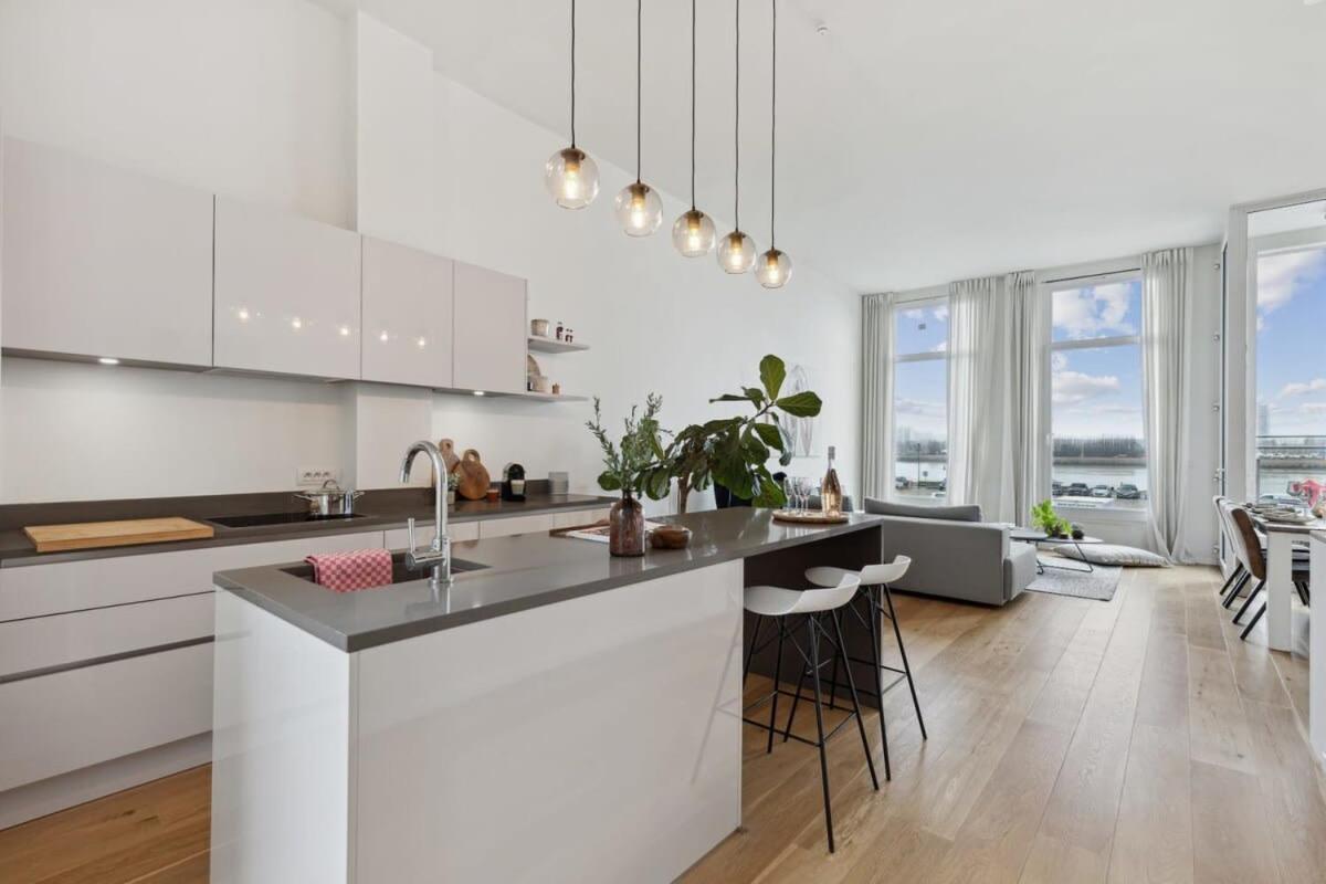 אנטוורפן Bright Waterfront Apartment מראה חיצוני תמונה