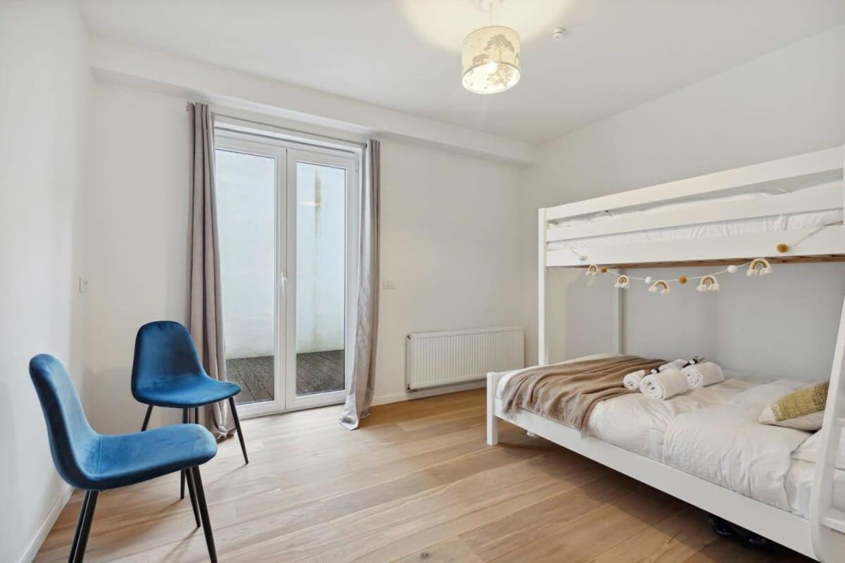 אנטוורפן Bright Waterfront Apartment מראה חיצוני תמונה