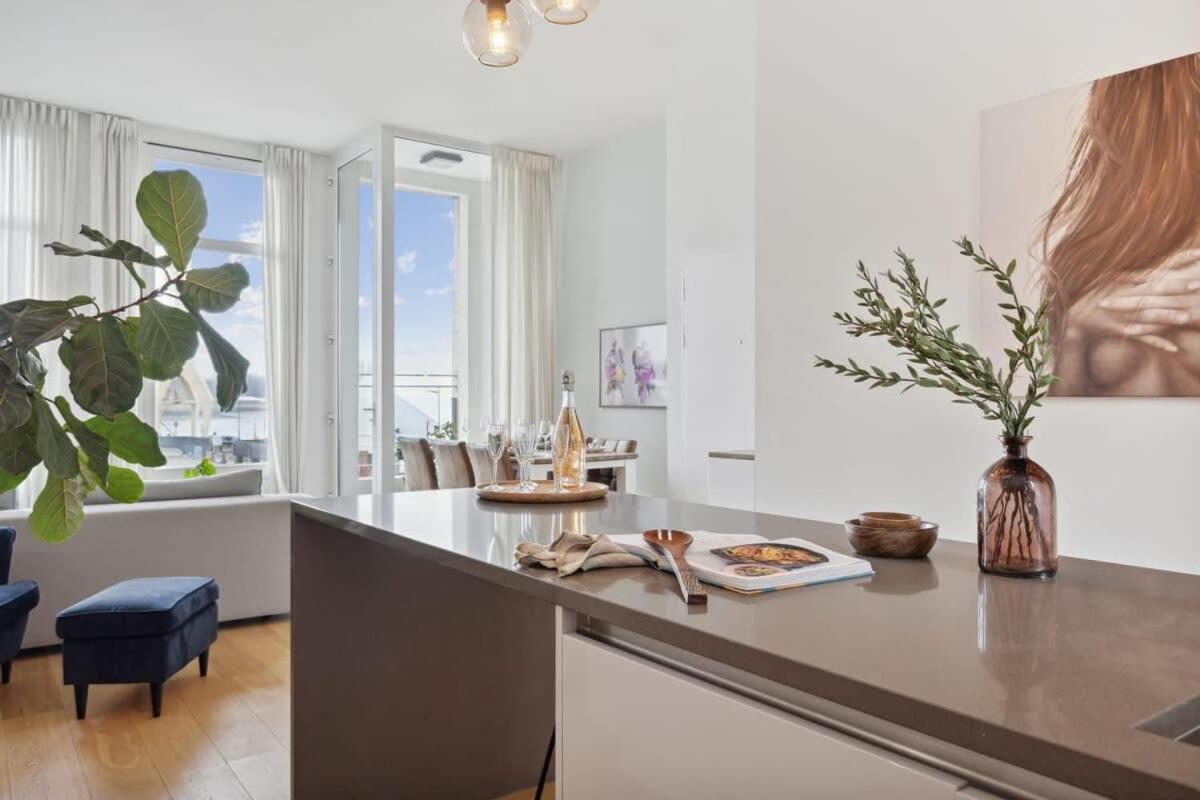 אנטוורפן Bright Waterfront Apartment מראה חיצוני תמונה