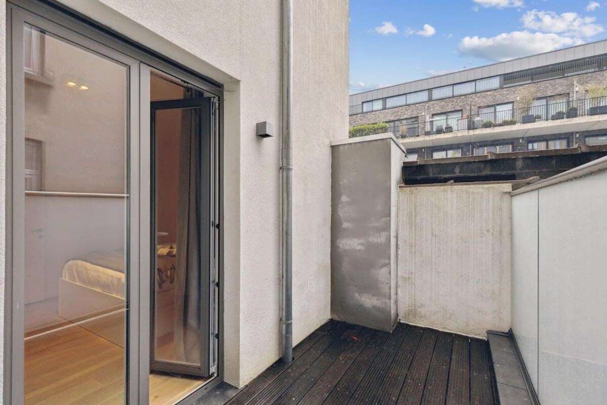 אנטוורפן Bright Waterfront Apartment מראה חיצוני תמונה